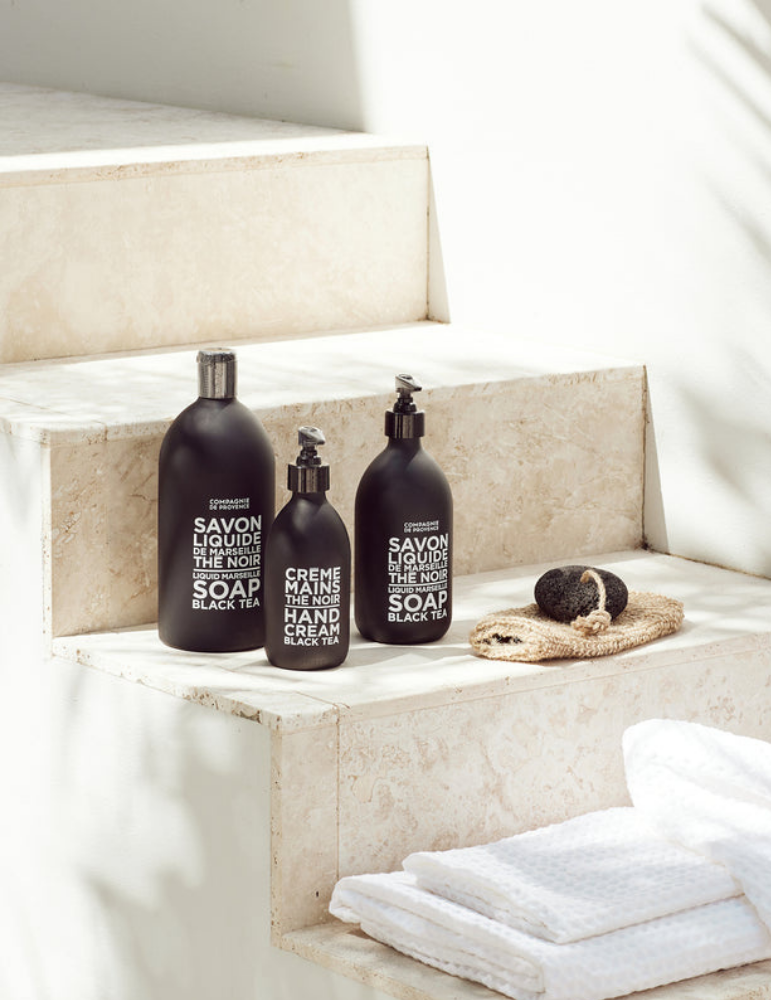 CDP skystas muilas „Black Tea“ 300 ml.