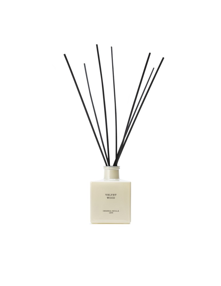 CERERIA MOLLA namų kvapas su lazdelėmis „Velvet wood“ 250 ml.